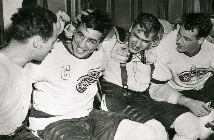 Detroit Red Wings Gordie Howe (D) Signed Vintage Sandow Jersey Circa 1968  -70.